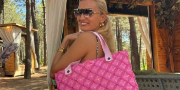 Tasarım çantalarla hem yenilik getiriyor hem de sokak hayvanlarına yardım ediyor