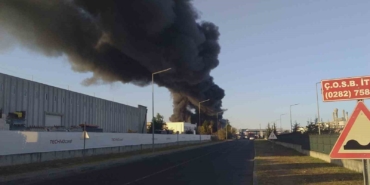 Tekirdağ’da plastik fabrikasında yangın