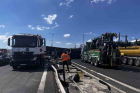 TEM Otoyolu’nda kontrolden çıkan tır karşı şeride devrildi: 2 yaralı