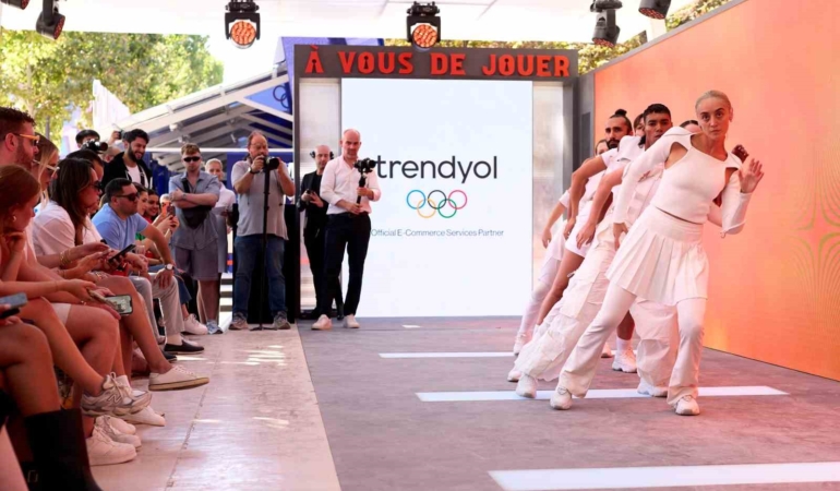 Trendyol’dan Şanzelize’de özel etkinlik