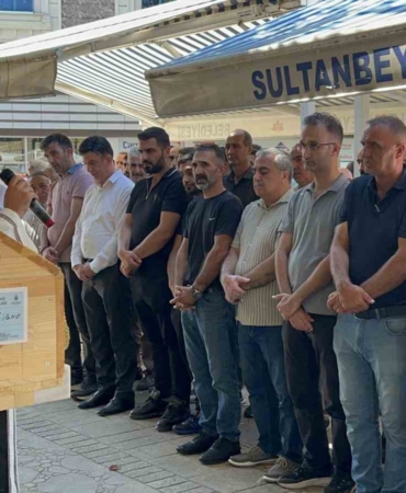 Tuzla’da göçük altında kalarak hayatını kaybeden işçinin cenazesi memleketine gönderildi