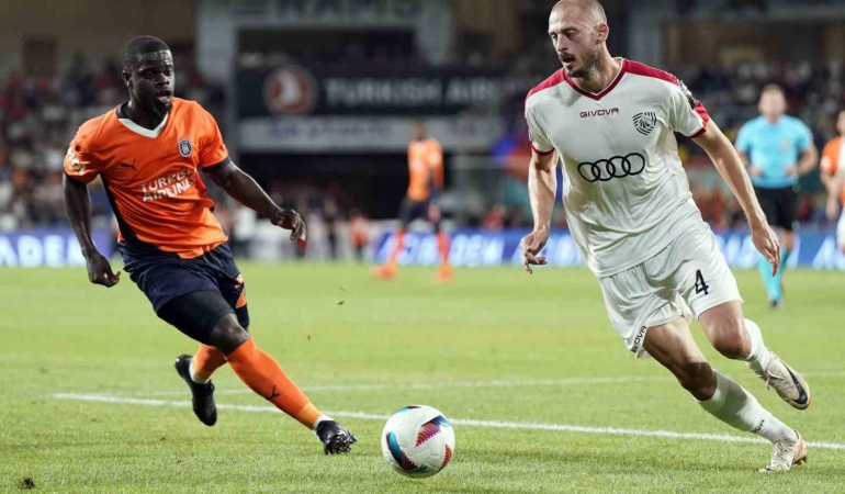 UEFA Konferans Ligi: Başakşehir: 0 - Iberia: 0 (İlk yarı)