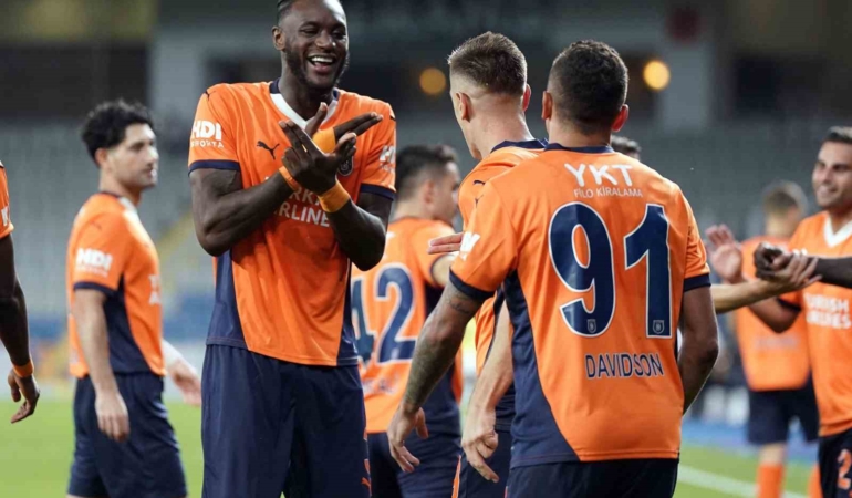 UEFA Konferans Ligi: Başakşehir: 2 - Iberia: 0 (Maç sonucu)