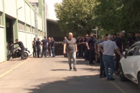 Ümraniye’de hidrolik silindir imalathanesinde yangın çıktı, işçiler tahliye edildi