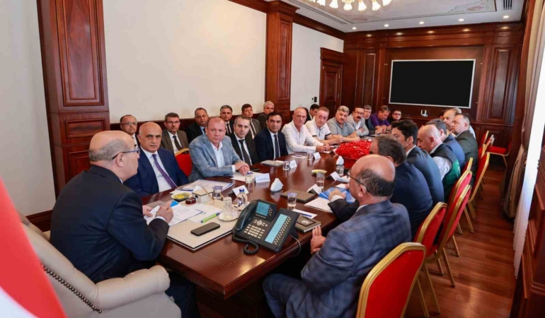Vali Demirtaş, "Bursa’nın topraklarında yetişen her bir ürün milli birer servet"