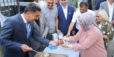 Vali Şefik Aygöl aşure etkinliğine katıldı