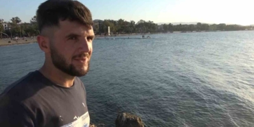 Yalova’da denizde boğuma tehlikesi geçiren şahsı kurtaran genç o anları anlattı