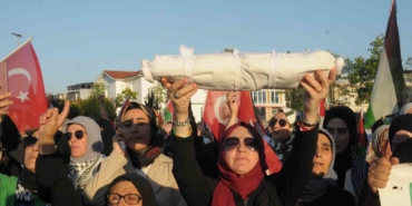 Yalova’da Hamas lideri İsmail Haniye ve Filistin için miting düzenlendi