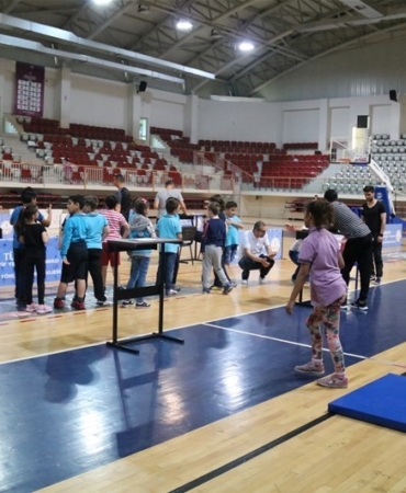 Yalova’da yetenek taraması ile geleceğin sporcuları keşfediliyor