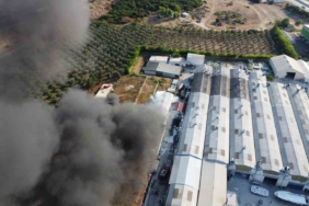 Yat fabrikasında yangın