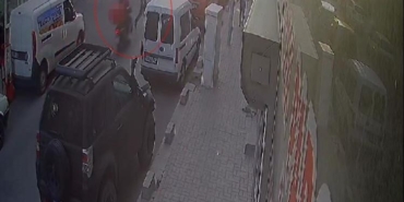 Yayaya çarptı, ‘su alacağım’ deyip olay yerini terk etti: O anlar kamerada