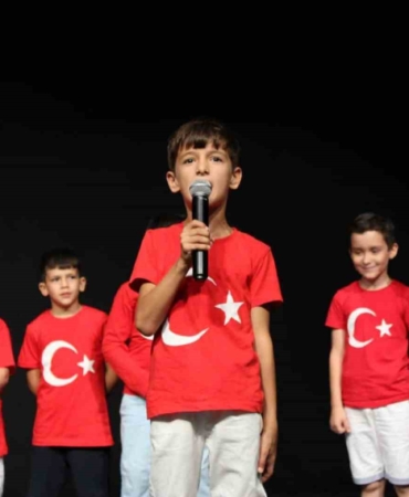 Yaz okulları kapanış töreni gerçekleştirildi