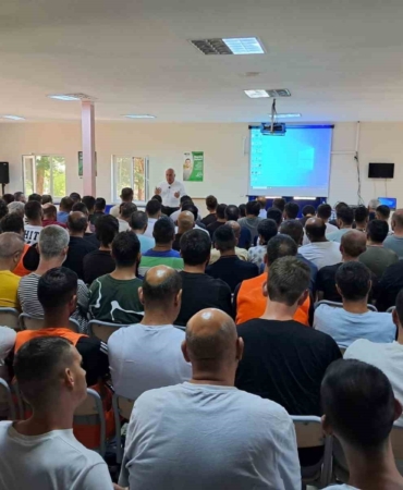 Yeşilay tarafından ‘Madde Bağımlılığı’ konferansı verildi