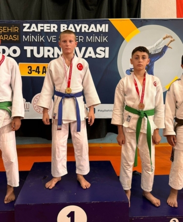 Zafer Bayramı Judo Turnuvası’nda şampiyon Ümraniye
