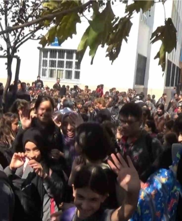 40 kişilik sınıflar velileri çileden çıkardı