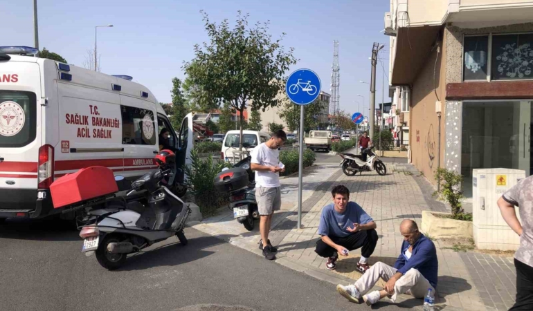 72 yaşındaki motosikletlinin yaralandığı kaza kamerada