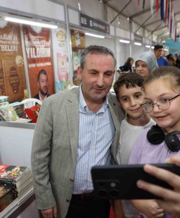 8. Sultanbeyli Kitap Fuarı rekor katılımla tamamlandı