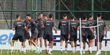 A Milli Futbol Takımı, İzmir’de İzlanda ile karşılaşacak