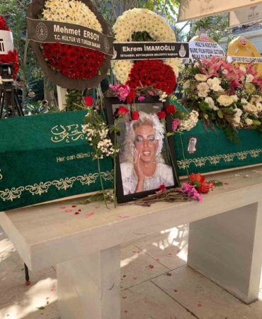 ABD’de hayatını kaybeden Ahu Tuğba son yolculuğuna uğurlandı