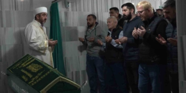 Antalya’da ev arkadaşı tarafından öldürülen genç Yalova’da toprağa verildi