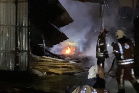 Arnavutköy’deki kereste atölyesinde yangın çıktı: 1 kişi hayatını kaybetti