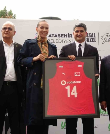 Ataşehir’de Eda Erdem Parkı törenle açıldı