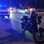 Ataşehir’de yolun karşısına geçmeye çalışan yayaya motosiklet çarptı