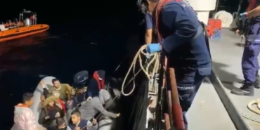 Ayvacık açıklarında 19 kaçak göçmen yakalandı