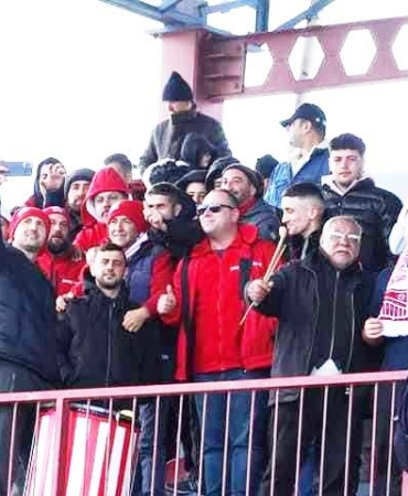 Ayvalıklı 10’lar’dan sitem