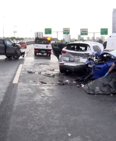 Bağcılar’da zincirleme kaza: 1 ölü, 5 yaralı