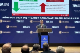 Bakan Bolat: "Cumhuriyet tarihimizin en yüksek Ağustos ayı ihracatı gerçekleşti"