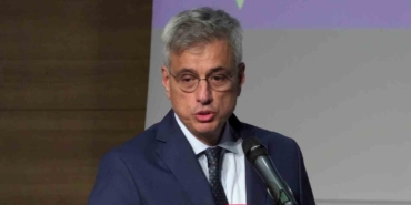 Bakan Memişoğlu "Hekimler özel muayenehanesine kaçmaya başladı, bu sistem için bir sorun"