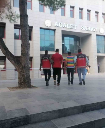 Balıkesir’de hapis cezası bulunan 10 şahıs yakalandı