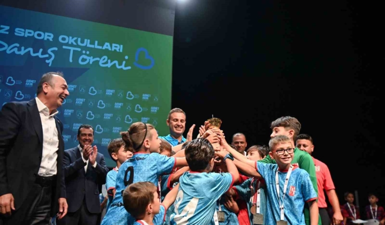 Balıkesir’de Yaz Spor Okulları’nda görkemli kapanış