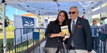 Bandırma Kitap Günleri "Nazım Hikmet" temasıyla coşkuyla devam ediyor