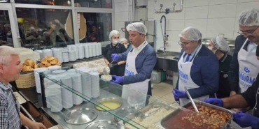 Bandırma’da kent lokantası, CHP Genel Başkanı Özgür Özel’in katılımıyla açıldı