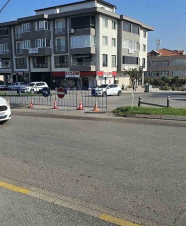 Bandırma’da yol kapandı, işler karıştı