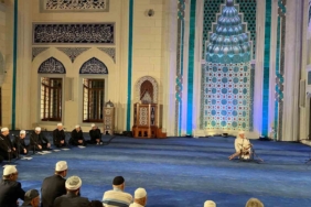 Barbaros Hayrettin Paşa Cami’nde Mevlit Kandili idrak edildi