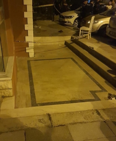 Başakşehir’de iş yerinin önünde oturan terzi, silahlı saldırıya uğradı