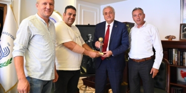 Başkan Bakkalcıoğlu’na, Vitraspor’dan ziyaret