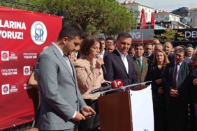 Başkan Esin Köymen, Süreyya Paşa Vakfı’na ait olan alışveriş alanıyla ilgili basına açıklamada bulundu