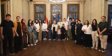 Başkan Yılmaz gençlerle buluştu