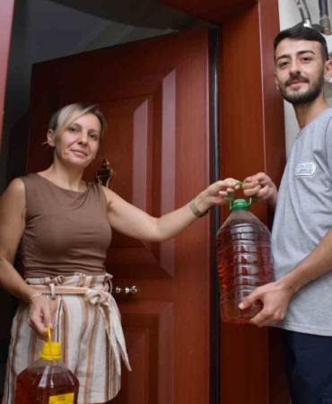 Beş litre atık yağ bir litre sıvı deterjana dönüşüyor