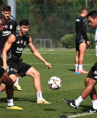 Beşiktaş’ta Ajax maçı hazırlıkları başladı