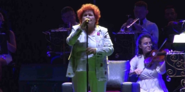 Beşiktaş’ta Selda Bağcan rüzgarı