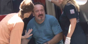 Beyoğlu’ndaki yangında can pazarı yaşandı, eşi ve çocuklarına ulaşamayan baba gözyaşlarına boğuldu