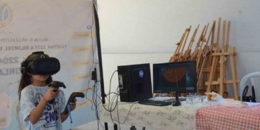 Bilecik’te çocuklar sanal gerçeklik gözlüğü ile Güneş sistemini gezdi