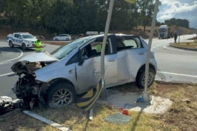 Bilecik’te iki otomobil çarpıştı: 5 yaralı