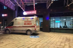 Bilecik’te kamyonet ile otomobilin çarpışması sonucu 1 kişi yaralandı