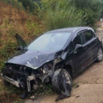 Bilecik’te otomobil su kanalına devrildi: 2 yaralı